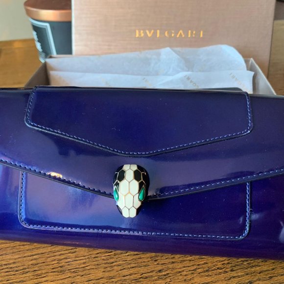 Authentic Metallic BVLGARI SERPENTI FOREVER WALLET - Picture 1 of 7